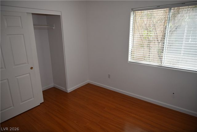 9859 Erins Grove Court, Las Vegas, NV 89147