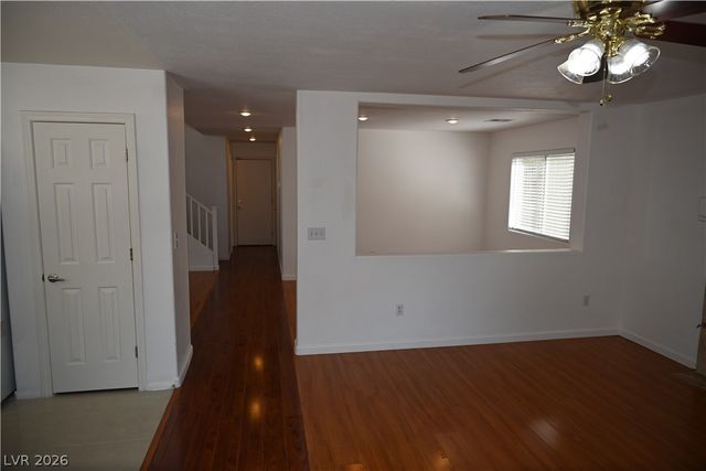 9859 Erins Grove Court, Las Vegas, NV 89147