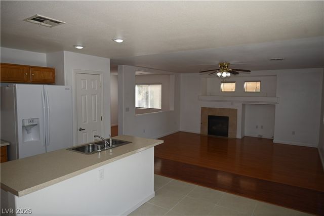 9859 Erins Grove Court, Las Vegas, NV 89147