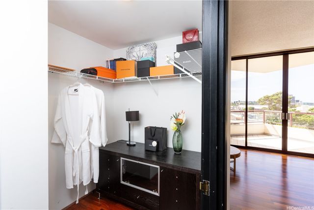 725 Kapiolani Boulevard 617, Honolulu, HI 96813