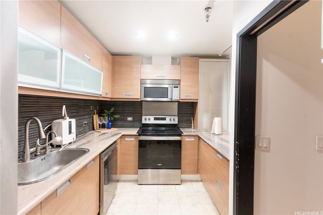 725 Kapiolani Boulevard 617, Honolulu, HI 96813