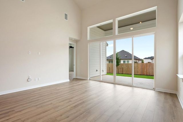 531 Darley Oak Drive, Dripping Springs, TX 78620