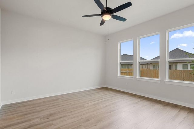 531 Darley Oak Drive, Dripping Springs, TX 78620