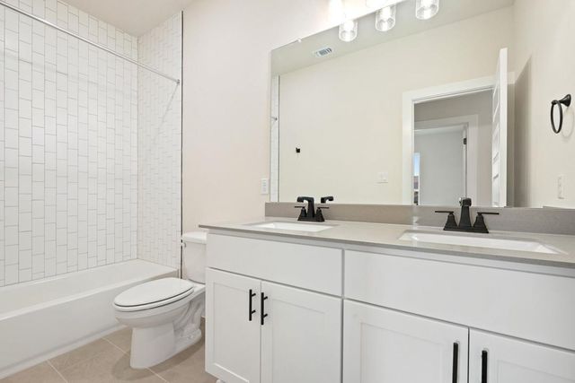 531 Darley Oak Drive, Dripping Springs, TX 78620