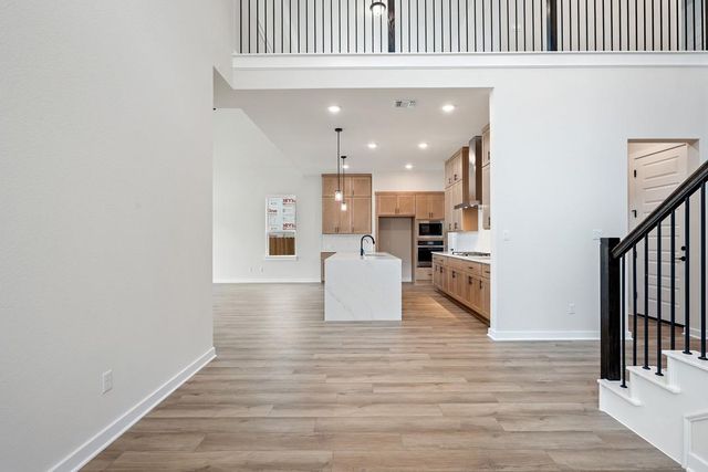 531 Darley Oak Drive, Dripping Springs, TX 78620