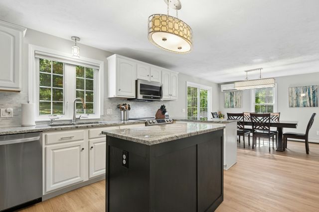 53 Rawson Rd, Webster, MA 01570