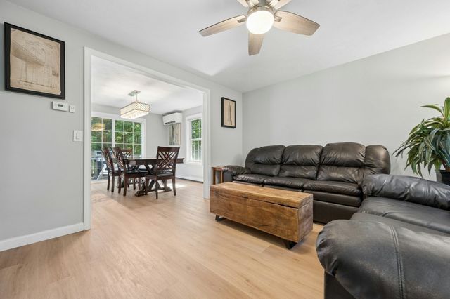 53 Rawson Rd, Webster, MA 01570