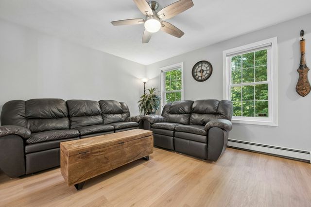 53 Rawson Rd, Webster, MA 01570