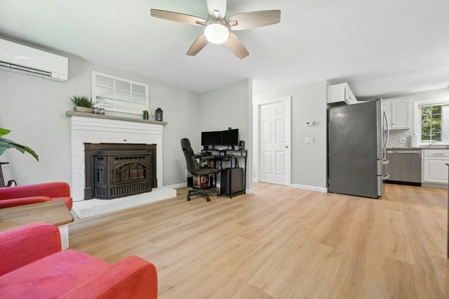 53 Rawson Rd, Webster, MA 01570