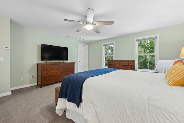 53 Rawson Rd, Webster, MA 01570