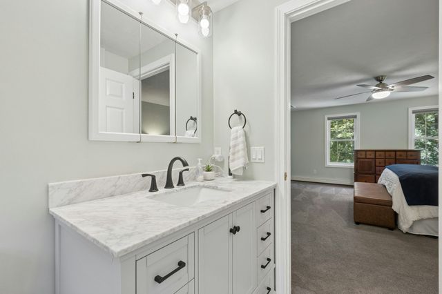 53 Rawson Rd, Webster, MA 01570