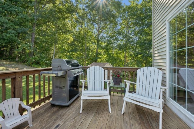 53 Rawson Rd, Webster, MA 01570