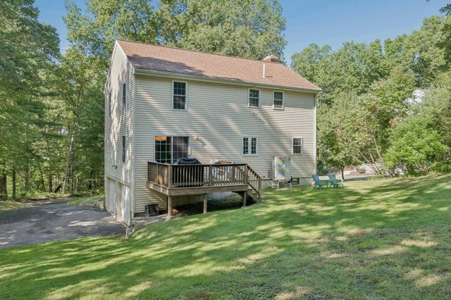 53 Rawson Rd, Webster, MA 01570