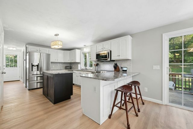 53 Rawson Rd, Webster, MA 01570
