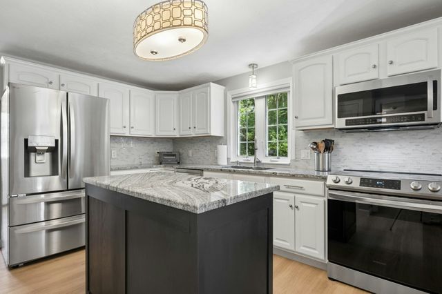 53 Rawson Rd, Webster, MA 01570