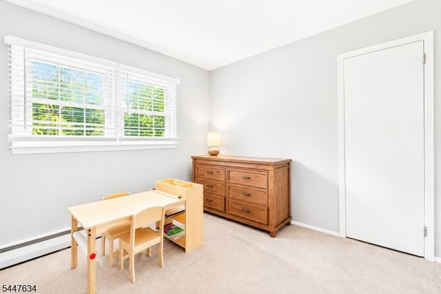 15 Stonehill Rd, Randolph Twp., NJ 07869