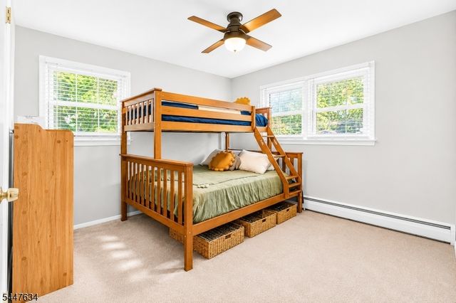 15 Stonehill Rd, Randolph Twp., NJ 07869