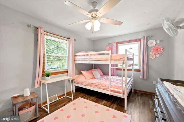 747 SURREY RD, Aldan, PA 19018