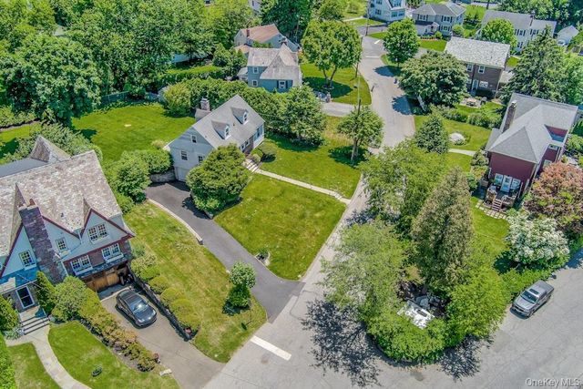 4 Calton Road, New Rochelle, NY 10804
