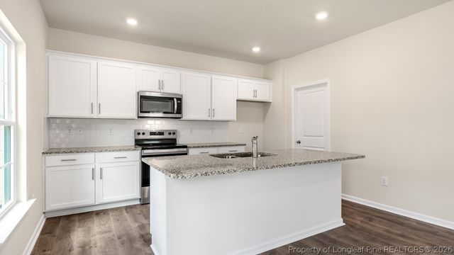 3072 Platinum Circle, West End, NC 27376
