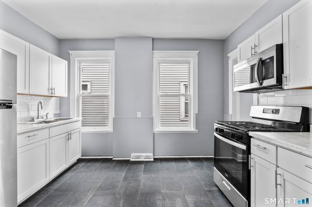 78 Shelton Avenue 2nd Flr, New Haven, CT 06511