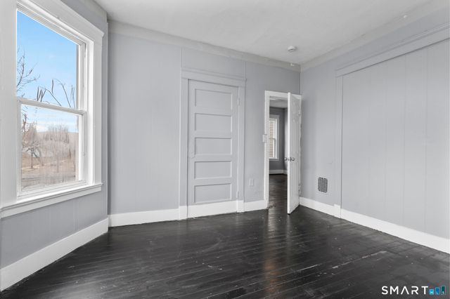 78 Shelton Avenue 2nd Flr, New Haven, CT 06511