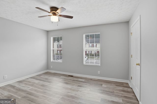 4210 Oakwood Road A4, Oakwood, GA 30566