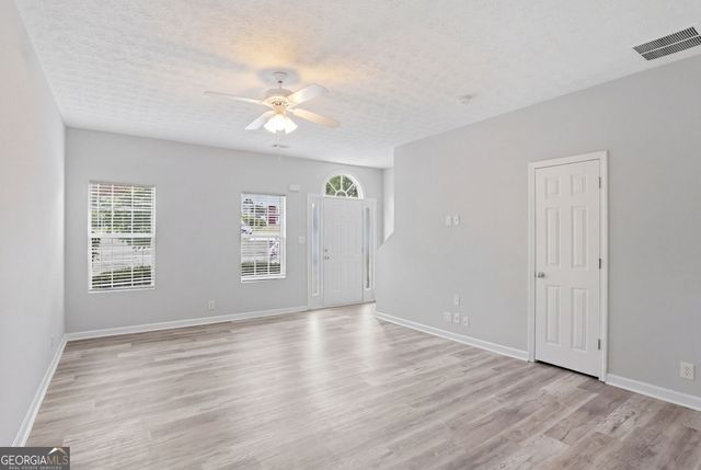 4210 Oakwood Road A4, Oakwood, GA 30566