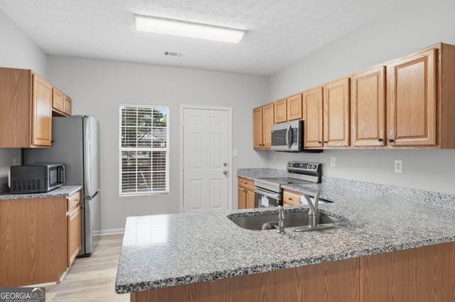 4210 Oakwood Road A4, Oakwood, GA 30566