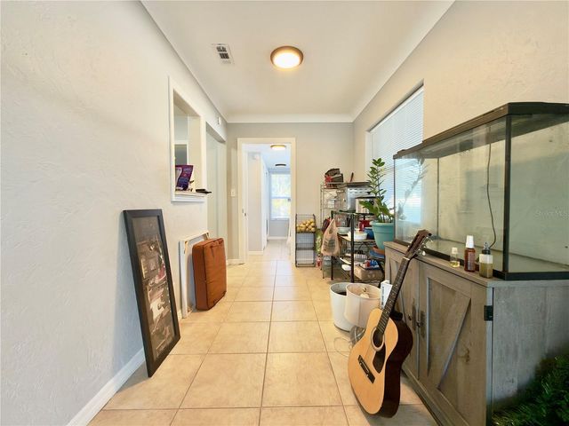 433 86TH AVENUE N, St Petersburg, FL 33702