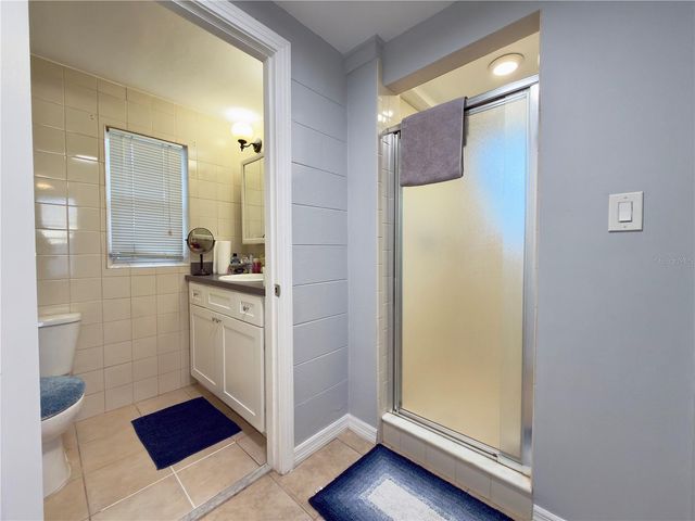 433 86TH AVENUE N, St Petersburg, FL 33702