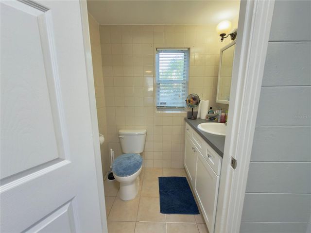 433 86TH AVENUE N, St Petersburg, FL 33702