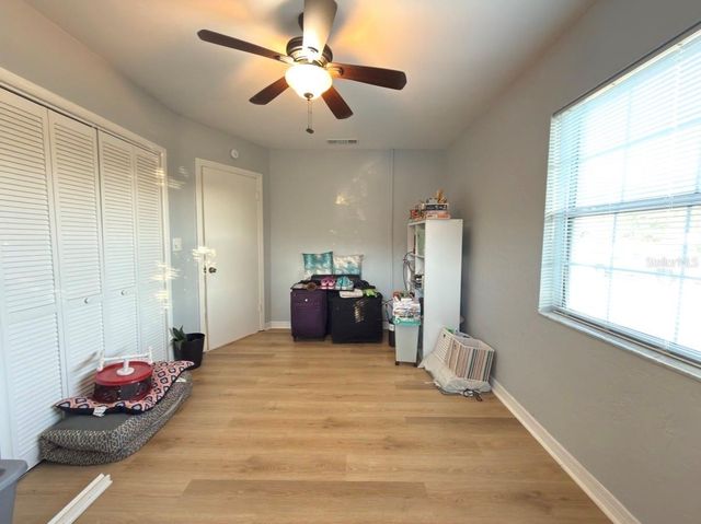 433 86TH AVENUE N, St Petersburg, FL 33702