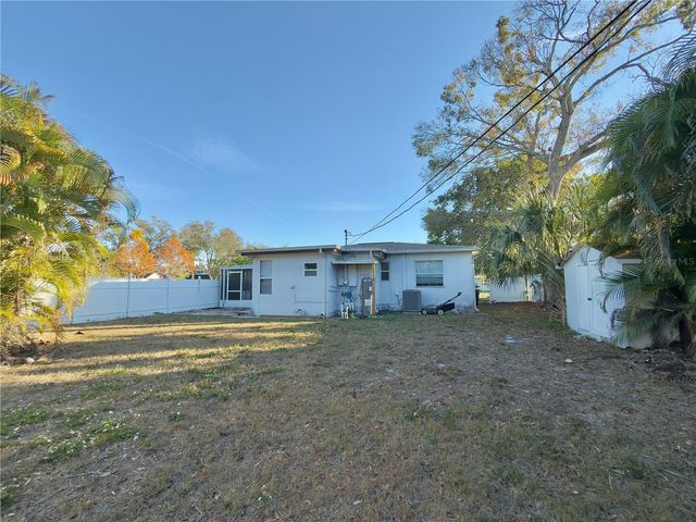 433 86TH AVENUE N, St Petersburg, FL 33702
