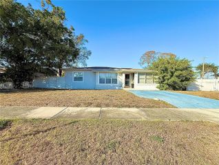 433 86TH AVENUE N, St Petersburg, FL 33702