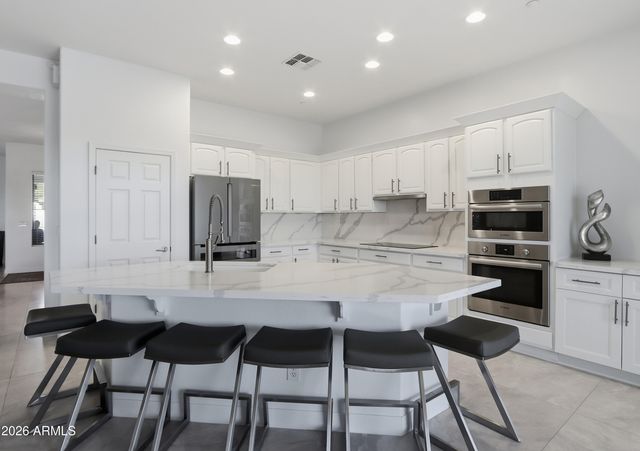 1677 W AINSWORTH Drive, Anthem, AZ 85086