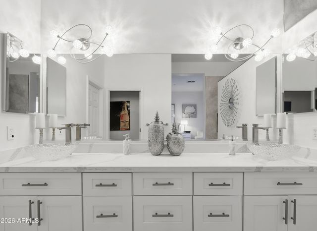 1677 W AINSWORTH Drive, Anthem, AZ 85086
