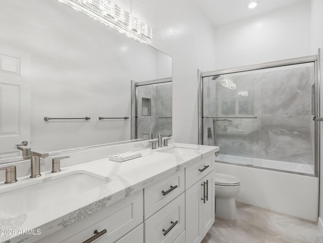 1677 W AINSWORTH Drive, Anthem, AZ 85086