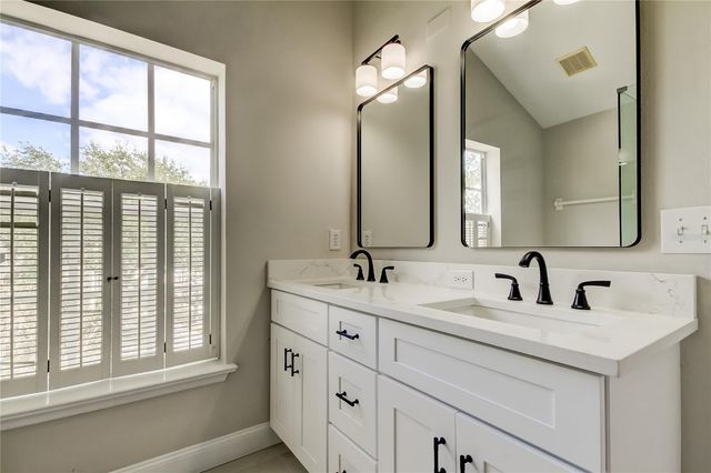 10002 TATE LANE, Tampa, FL 33626