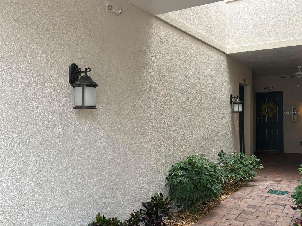 Image 5 of property listing at 4067 OVERTURE CIRCLE 340, Bradenton, FL 34209