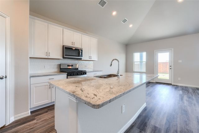 906 Johnnie Street, Lowry Crossing, TX 75069