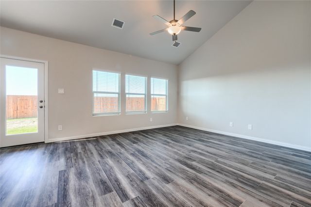 906 Johnnie Street, Lowry Crossing, TX 75069