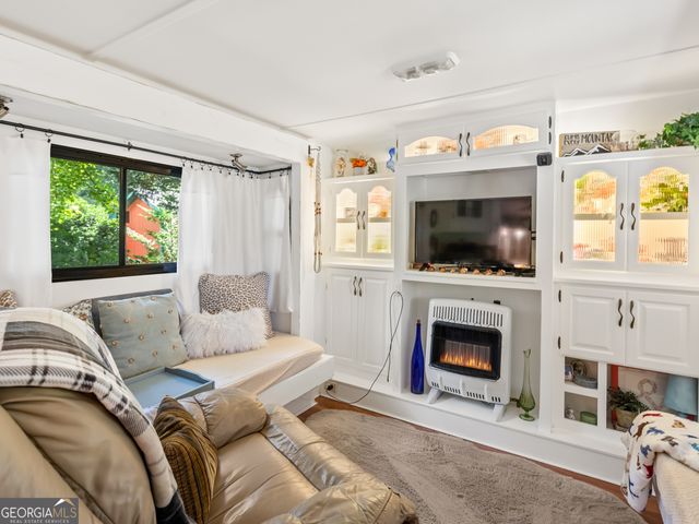 42 Nomad Trail, Cleveland, GA 30528