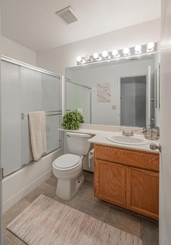 4186 Donald Dr, Olivehurst, CA 95961