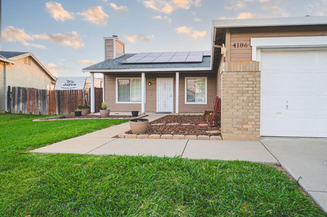 4186 Donald Dr, Olivehurst, CA 95961
