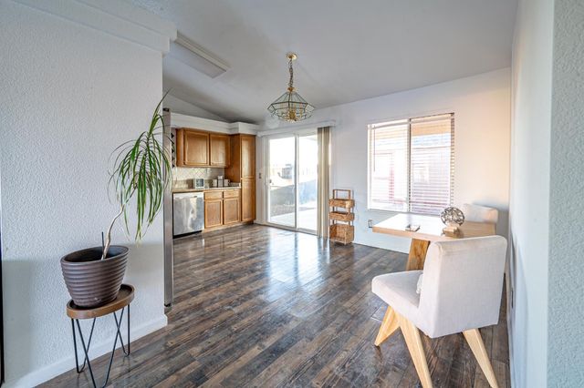 4186 Donald Dr, Olivehurst, CA 95961