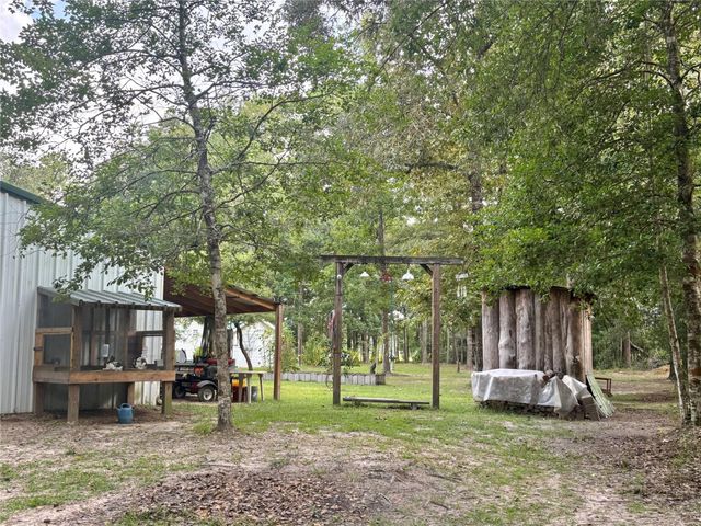 516 County Road 4800, Warren, TX 77664