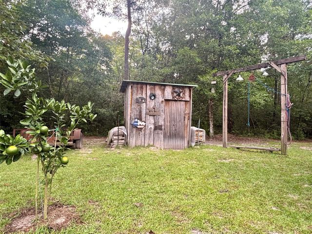 516 County Road 4800, Warren, TX 77664