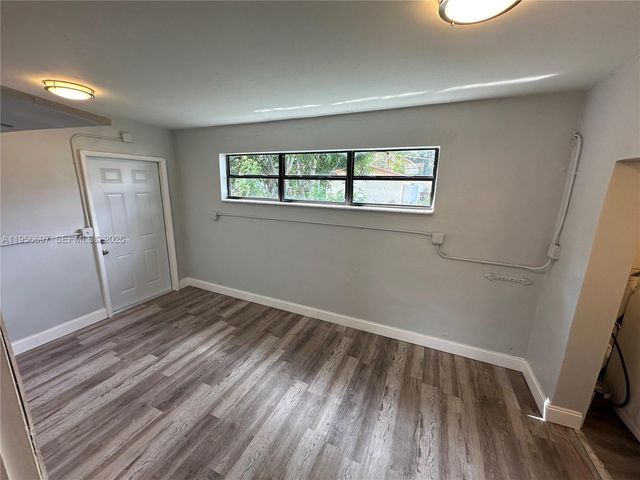 1306 NW 11th Pl, Fort Lauderdale, FL 33311