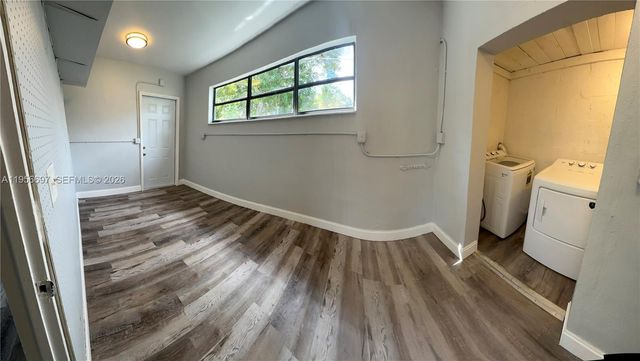 1306 NW 11th Pl, Fort Lauderdale, FL 33311